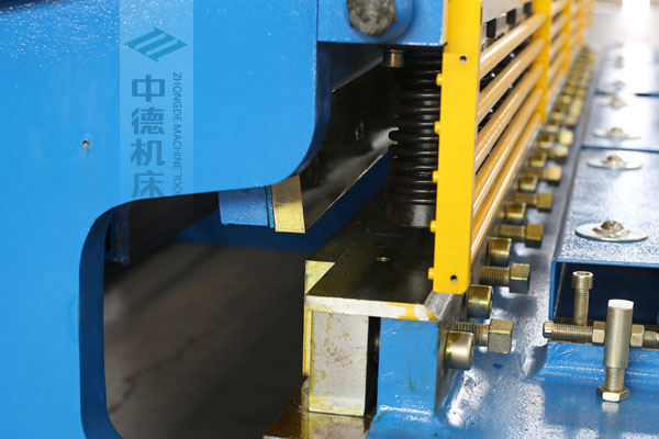 ZDS-632選用上海優質刀片，使用壽命更長.jpg